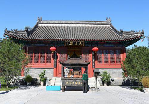 10分钟带你看懂中国寺庙建筑布局|建筑|天王殿|藏经楼_新浪新闻