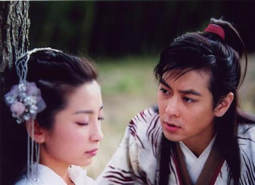 当年的这部经典鬼片中隐藏了数名当红明星,原