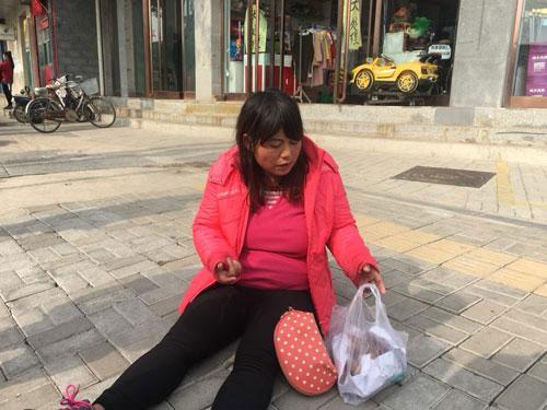 发现一名疑似走失妇女,此人精神异常,不能正常与人交流,而后和救助站