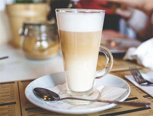 牛奶喝多了有什么坏处