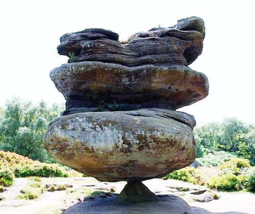 世界上最奇怪的五大岩石,大自然的鬼斧神工,精彩绝伦!