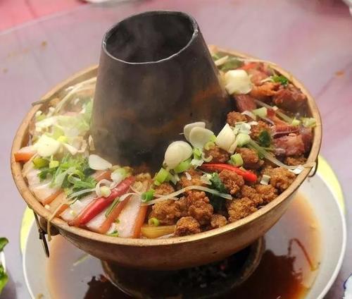 但是这道菜很多酒店套餐都有,叫"发财就手""横财就手""手到拿来"等