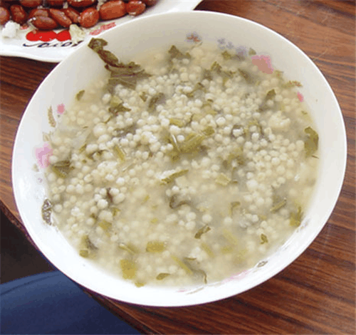 西双版纳基诺族用蚂蚁蛋做汤, 竟然还要放臭菜才好吃