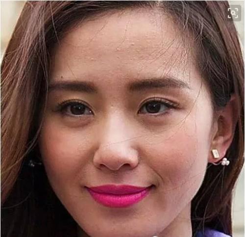 刘诗诗奶茶妹妹同框,无p图中刘诗诗肤白抢镜,但新发型却不咋地