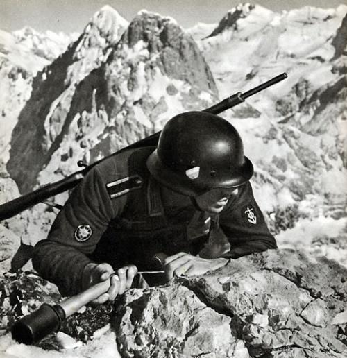 老照片看看二战德国精锐部队——山地步兵师