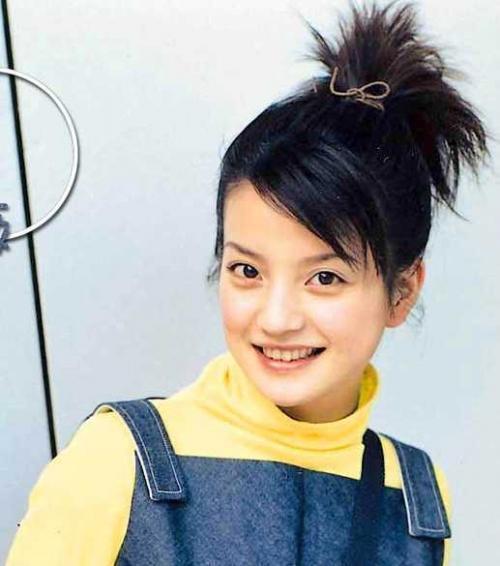 在杨颖产子之后,也是第一时间致电赵薇!