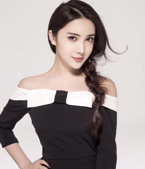 当时任娇与杨旭文一同在酒店里,第二天凌晨就发现了她的尸体,很多媒体