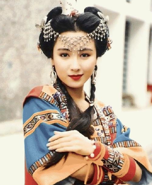 不纽扣的女孩zf