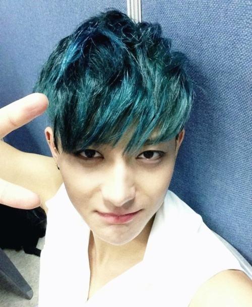 男明星们染绿发玩另类,张杰被嘲太土,陈志朋最奇怪!