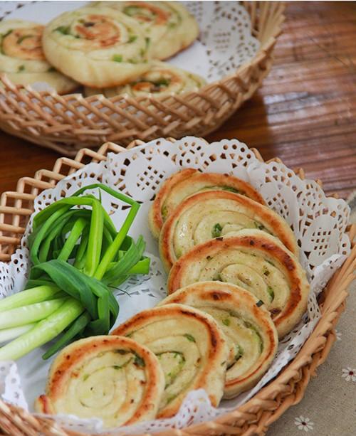 「葱油饼」变个花样做葱油饼