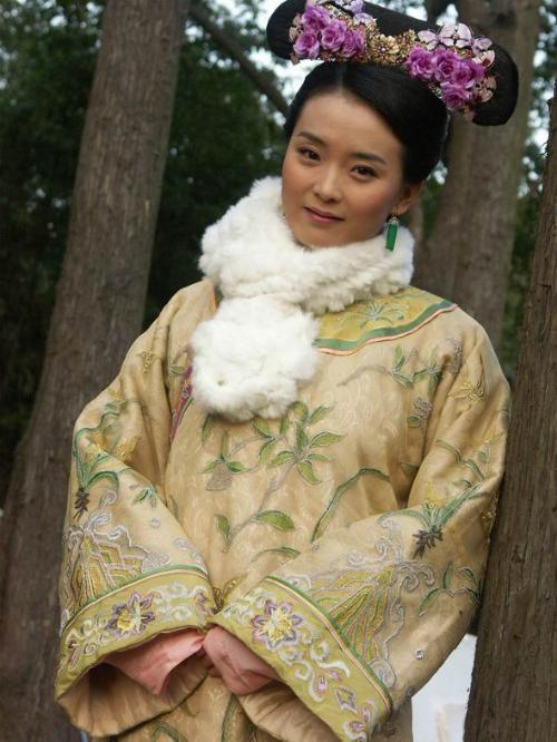 可以策应和依靠的力量,经过侧面了解,她得知咸丰帝的七弟奕讀刚20来岁