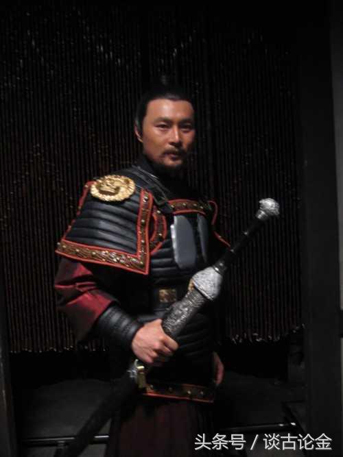 他的祖先世代为靺鞨族酋长,后来归顺唐朝,李多祚年轻