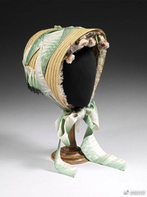 19世纪流行的无边帽bonnet