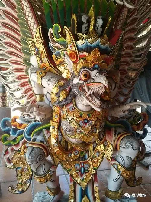 迦楼罗印度神话中的巨鸟南亚的雕塑视觉效果也很惊人哦