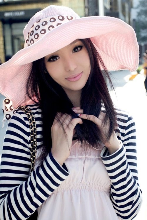 女星力挺黄毅清,并自曝:马苏私生活混乱劈腿我男友,让人恶心!