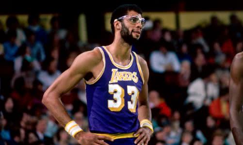 NBA5大后继无人的巨星,科比3投0中,魔术师看