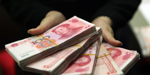 妹妹出嫁我给了她八万,两年后找她帮忙,却直接挂我的电话!