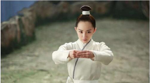 确认过发际线,你就知道黄晓明张艺兴他们都是