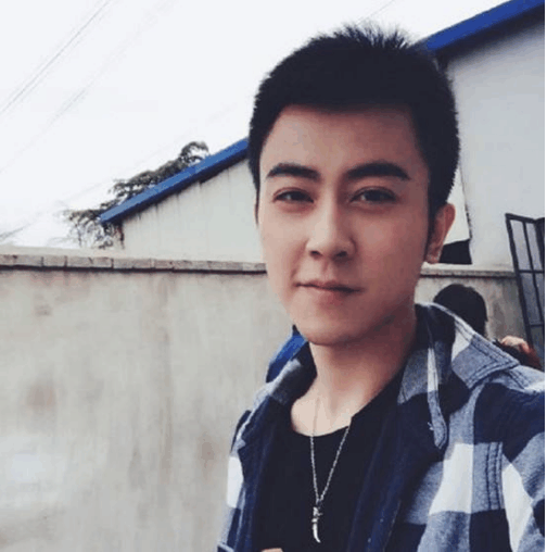 蛇哥colin向斗鱼正式宣战: 明天公开"五五开事件"的全部真相!