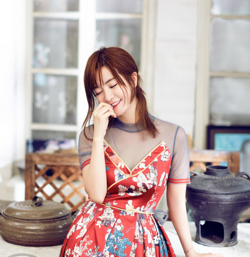 她被吐槽丑到辣眼睛,却嫁了让所有人羡慕的老公,如今逆袭成美女