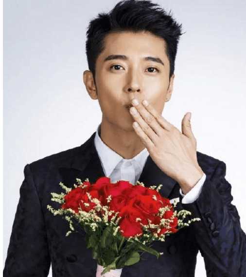 莫少聪怒揭洪欣未婚生子真相然而洪欣家人的反应尴尬了