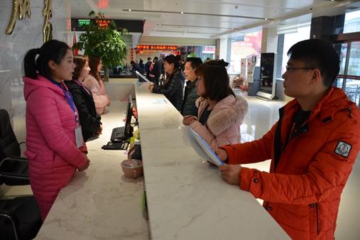 方城县:便民服务中心开启政风新气象