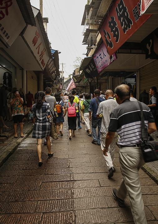 昔日辉煌,今日繁荣四百余年不衰——寻拍安庆倒扒狮街|安庆|老街|商业
