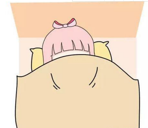 所以采用这种蒙头睡的姿势能给自己多点安全感4,蒙头睡一般比较温柔