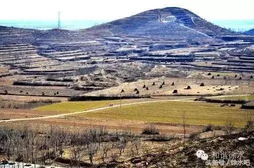 据《安肃县志》记载:"宋宣和四年(1122年)壬寅七月,命童贯伐辽,辛兴宗