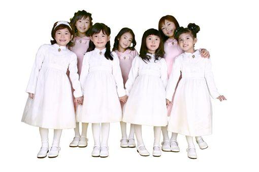 还记得"七公主"这个女子团体不?14年后合体再登台!