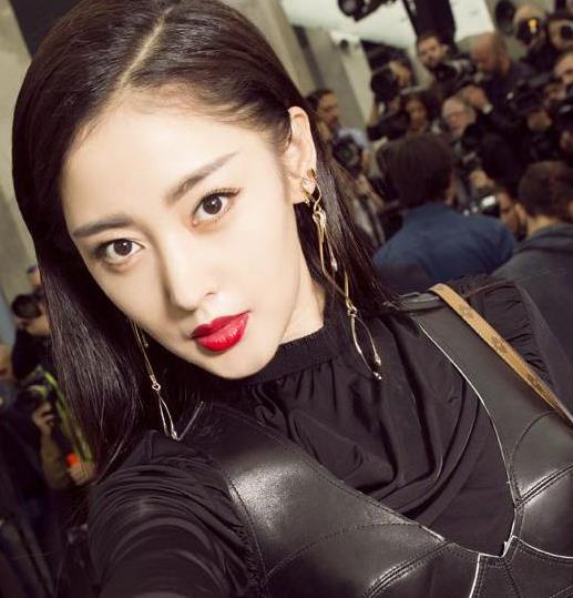 娱乐圈大浓妆的女星,张雨绮倪妮江疏影谁更好看?网友:当然是她