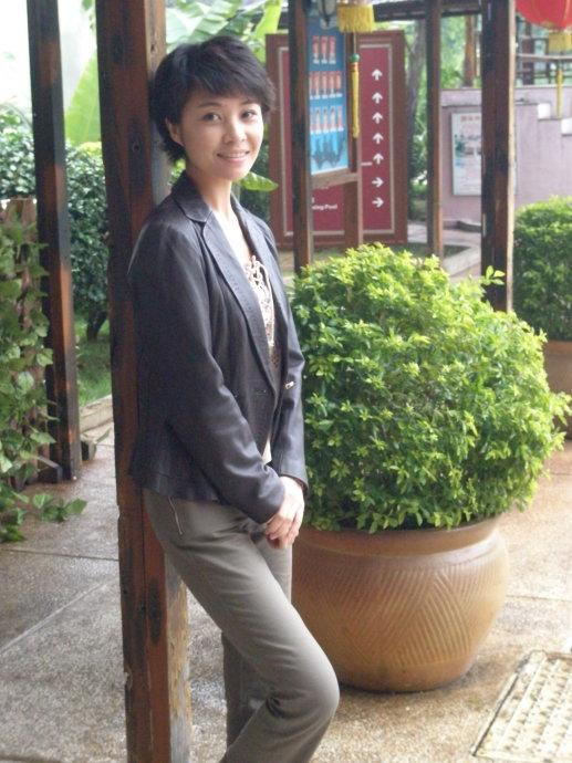 演戏不亚于李冰冰,演主角也不火,低调性格难成名,真正的零绯闻