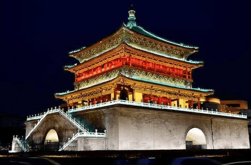 西安和长沙哪个发展得好一些?