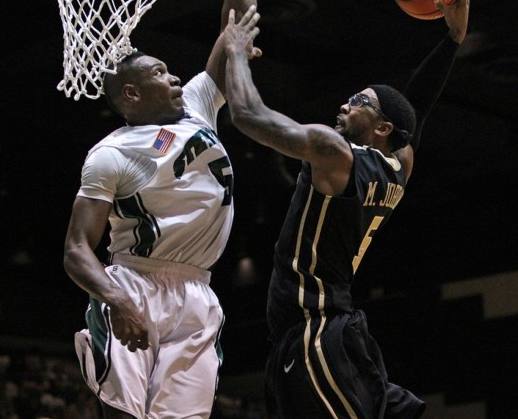 乔丹儿子天赋多恐怖?14岁身高1米92,虐遍高中