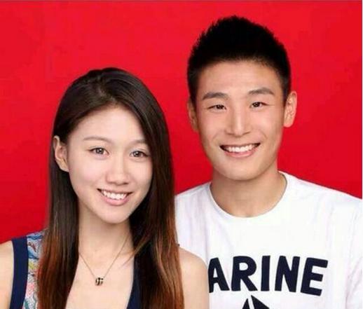 仲佳蓓 曾诚妻子:田甜.