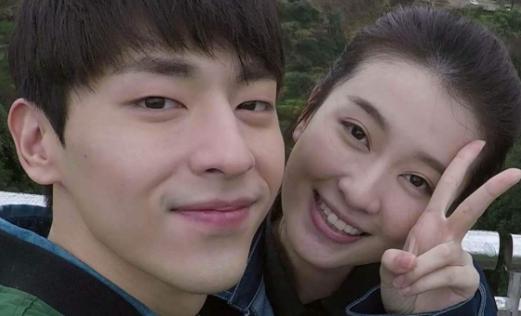 看过2017年火爆荧屏的《欢乐颂2》就知道,谢童(邓伦饰)和关关(乔欣饰)