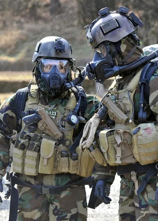 盘点美苏特种兵的豪华单兵装备附最全特种兵专业手语