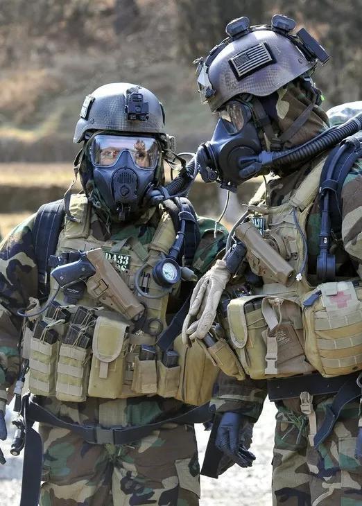 盘点美苏特种兵的豪华单兵装备附最全特种兵专业手语
