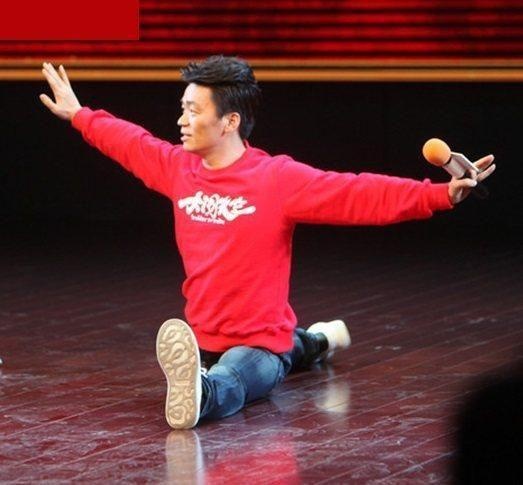 那些年男星们的一字马!