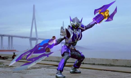 铠甲勇士中的4大精灵,个个都能进行武装,最后一个还能装备宝剑