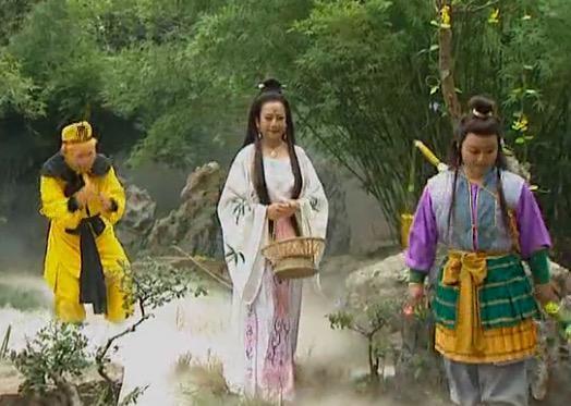 鲤鱼精 观音菩萨不着衣妆前往收妖是为何|通天河|观音菩萨|西游记