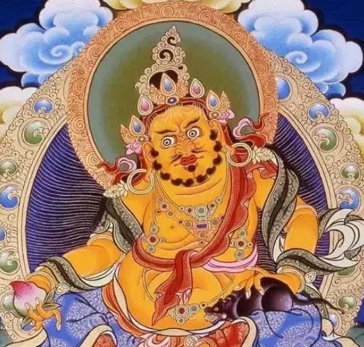 请五方财神在家中供奉,可得黄白黑红绿五方财神的庇