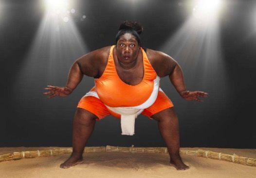 400斤相扑女选手征婚,狂砸900万却无人敢娶!