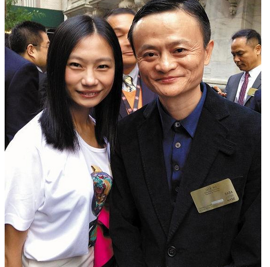 师姐当公务员却裸辞,与马云一起敲钟|张雁全|公务员|劳丽诗_新浪新闻