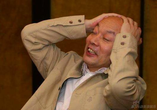 葛优这次是真的"躺"着赚钱了,这个表情包您别再用