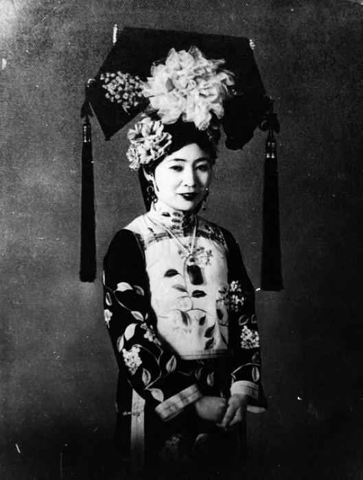 日本女间谍川岛芳子最后的下场如何?