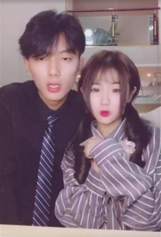 杨清柠与付守东花式虐狗,穿情侣照甜蜜合影,王乐乐发文感慨!