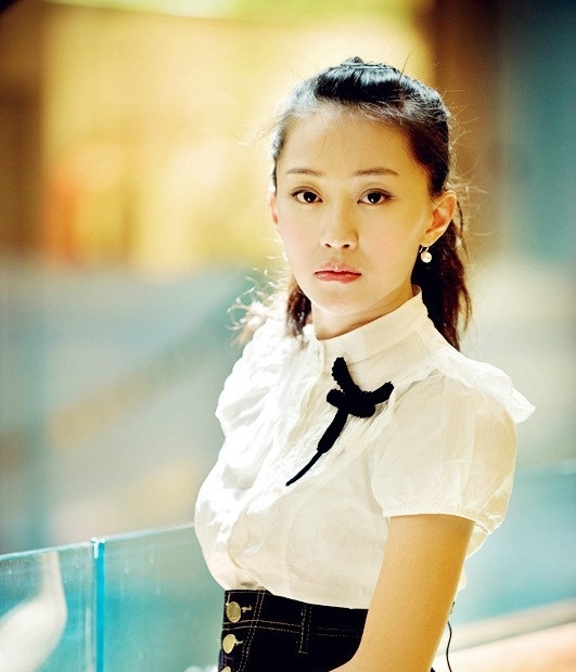 关婷娜:《乡村爱情》杨晓燕扮演者,在戏中贵气,人美,有能力.