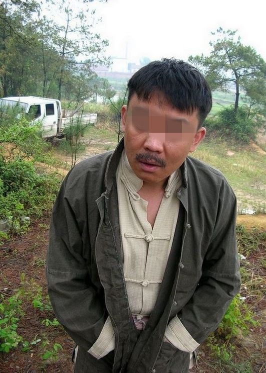 守了4年寡后我嫁给一个傻子,村里人笑话我,2年后人都傻了眼