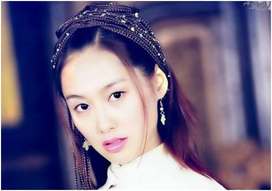 四位扮演陈圆圆的演员,只有她是真正在演陈圆圆,其余只是模仿!